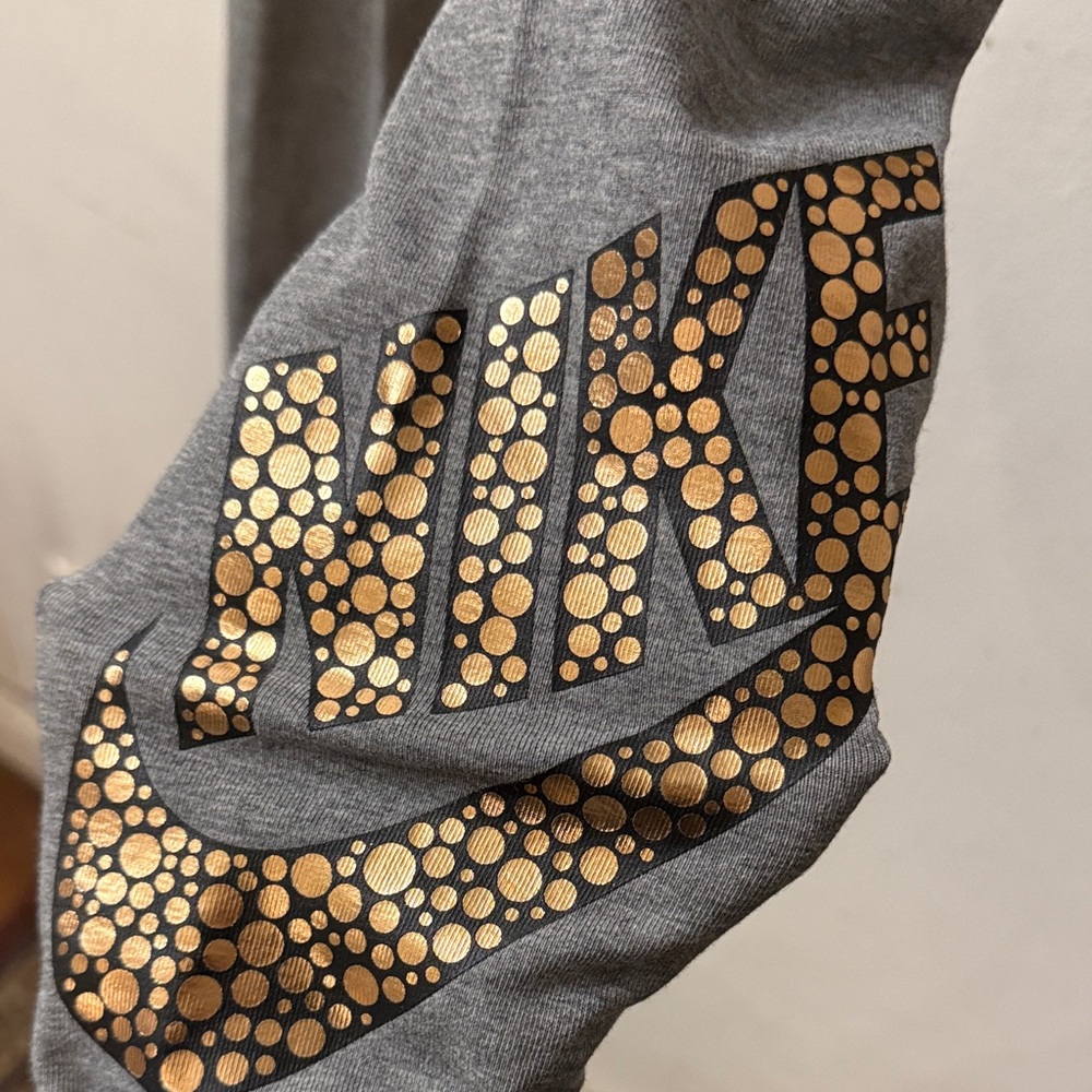 Nike Gray Leggings with Black Waistband - Picture 3 of 4